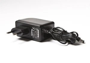 Brother ADE001EU Netzadapter für PTOUCH 12Volt, único - Photo 1/3