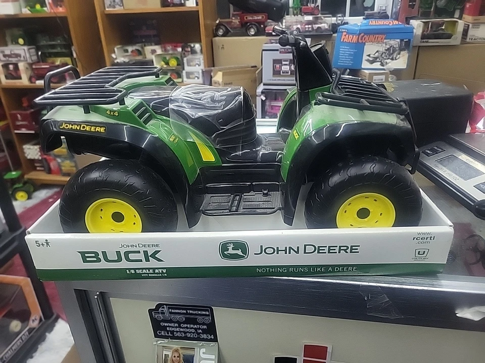 2004 ERTL 1.6 Scale ATV John Deere "Buck" Plastic Model NEW Toy - Image 1 of 4