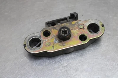 96-03 SUZUKI BANDIT 600 REAR PASSENGER SEAT LATCH LOCK ASSEMBLY - Изображение 1 из 4