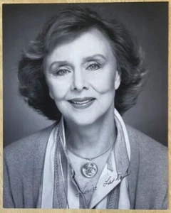 LOUISE LATHAM, 100 % AUTHENTISCHES HANDSIGNIERTES 8" x 10" FOTO, LEGENDÄRE SCHAUSPIELERIN! - Bild 1 von 1