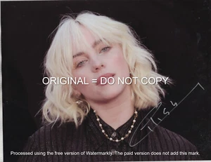 BILLIE EILISH - POPULAR SINGER AWESOME - HAND SIGNED AUTOGRAPHED PHOTO COA - Picture 1 of 2