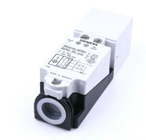 Siemens 3RG41411-6CD01 Induktiver Nährungsschalter BERO, DC Schalter - Bild 1 von 3