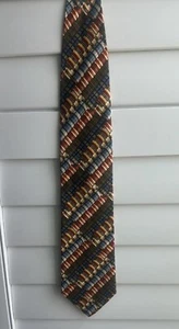 Hugo Boss 100% Silk Tie Mens Blue Gold Green Designer Necktie ITALY - Picture 1 of 3