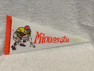 VINTAGE&ODDBALL 1970's Minnesota Vikings 8 3/4 Inch Felt Mini Pennant #3, NICE! - Image 1 of 4
