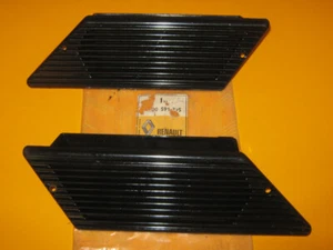 Renault 12 second series side grilles right and left. NOS. - Picture 1 of 1