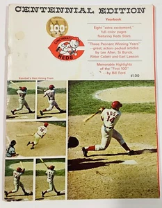1969 CINCINNATI REDS YEARBOOK MAGAZINE - Picture 1 of 2