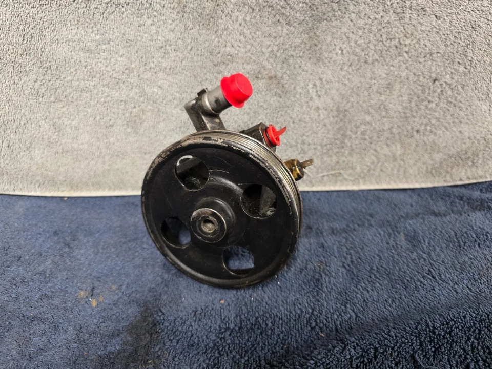 Power Steering Pump Assembly 2008 Lincoln MKX Ford Edge used - Image 1 of 4