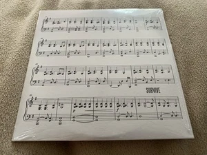 LEWIS CAPALDI - SURVIVAL / SURVIVAL (PIANO ACOUSTIC) - 2025 CD SINGLE - NEU/VERSIEGELT - Bild 1 von 2