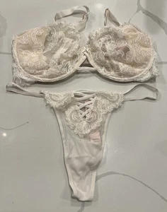 Victoria’s Secret DREAM ANGELS ungefütterter Balconette-BH rosa Spitze 38DDD/Lg Neu mit Etikett - Bild 1 von 3