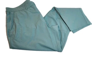 Pantalone Fabletics Uomo 36x34 The Only Pant Vestibilità Classica Elasticizzato Nuovo con etichette Mare Schiuma Verde - Foto 1 di 9
