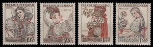 Checoslovaquia 1957 - Mi-Nr. 1051-1054 ** - MNH - Trajes - Imagen 1 de 1