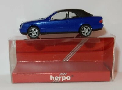 Herpa Ho 1/87 Mercedes CLK Roadster Cabrio Fattoria Blu Scuro IN Box #032582 - Immagine 1 di 4