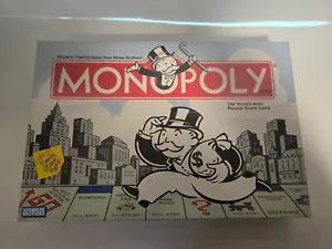 2004 Parker Brothers Hasbro Family Game Night Monopoly New in Box Factory Sealed - Picture 1 of 2