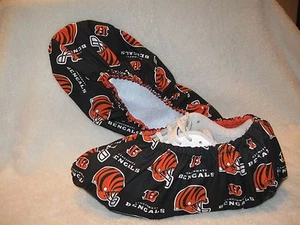NFL Bengals. Copriscarpe da bowling uomo. Adatto per 10-12. Suola in cotone, foderata, vinile - Foto 1 di 6