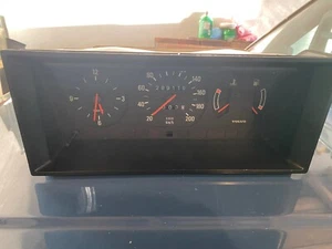 Volvo 240 Instrument Cluster Tachoanzeige Kombiinstrument Gauge 245 244 - Picture 1 of 4