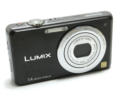 PANASONIC LUMIX FS11 APPAREIL PHOTO NUMERIQUE 14 MP AVEC BATTERIE CM CHARGEUR - Photo 1/4