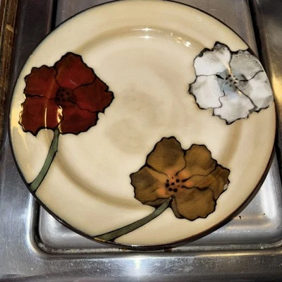 1 Pfaltzgraff Studio 11-1/8" Dinner Plate 'Sarina' Floral Design Microwave Safe - Image 1 of 2