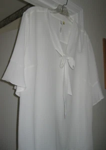 NY Collection Woman Blouse Size 3X White Flounce Sleeve NWT - Picture 1 of 7