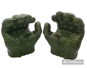 Marvel Hasbro 2015 Avengers Incredible Hulk Open Grip Green Foam Gloves Hands - Picture 1 of 3