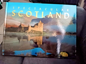 Spectacular Scotland - Hardcover By Gracie, James- Large, Photo Book  16.5 X 12 - Imagen 1 de 2