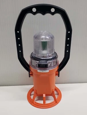 NUEVO Antiguo Stock SIN USAR Starlite 215-CL Ferrocarril Flagging Linterna STAR Faro Foto 1 de 4