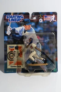 SAMMY SOSA Chicago Cubs 2000 Startaufstellung Figur & Karte Neu auf Karte - Bild 1 von 6