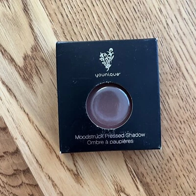 Sombra de ojos Younique Moodstruck sombra prensada sin sentido NUEVA Foto 1 de 2