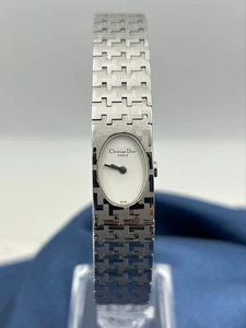 Christian Dior Silber Zifferblatt Weiß D70-100 Guter Zustand Christian Dior,17241 - Bild 1 von 13