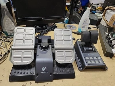 Logitech G940 Force Feedback Flight Pedal & Throttle - 100% Untested  - Image 1 of 4