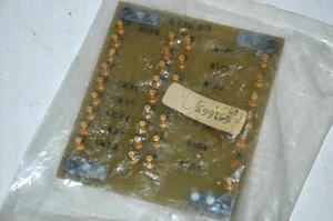 Vintage 631663 Electronic Component Terminal DBL Revolver Lötplatine (RB3.4) - Bild 1 von 3