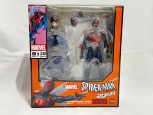 MAFEX No.239 SPIDER-MAN 2099 (COMIC Ver.) Action Figure Medicom Toy - Picture 1 of 24