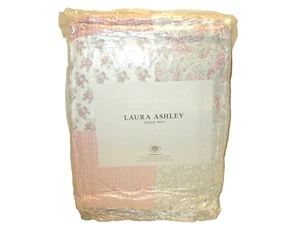 Laura Ashley Celina Set Trapunta Queen 3pz Reversibile Rosa Patchwork Nuovo con scatola - Foto 1 di 12