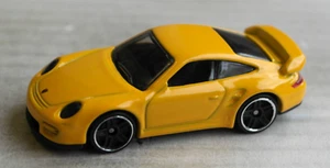 Hot Wheels Porsche 911 GT2 amarillo multipack exclusivo deportivo coche automático HW amarillo - Imagen 1 de 4