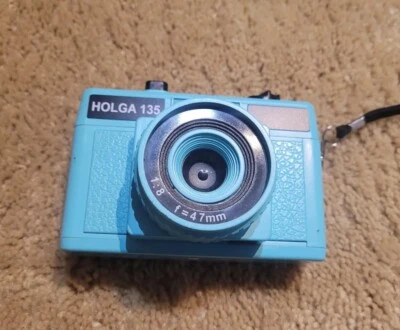 HOLGA 135 Point And Shoot 35mm Film Camera - Excellent++++ - Image 1 of 4