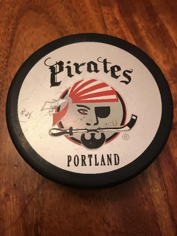 Vintage AHL Portland Pirates Old Official Hockey Puck (KC) Cover