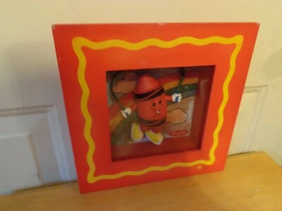 CRAYOLA CRAYÓN COLOR ROJO SALTAR CUERDA NIÑO BEBÉ GUARDERÍA VIDRIO MARCO DE FOTOS Foto 1 de 4