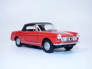PEUGEOT 404 cabriolet rouge 1/35 - Picture 1 of 1