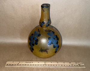 Antique c. 1900 French Art Glass Cameo Enamel Coralene Glass Vase Grapes Signed - Picture 1 of 24