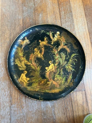 Antiguo plato maché de papel con patas “Chinoiserie” de exportación china mediados del siglo XIX Foto 1 de 4