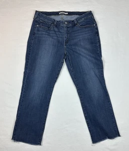 Levis Jeans Womens 18W 414 Blue Relaxed Straight Cut Off - Picture 1 of 13