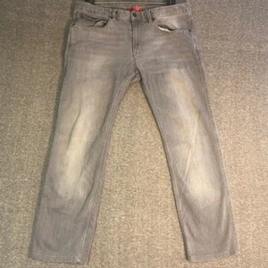 Jeans uomo HUGO BOSS W34 L32 grigio sfumato ottime condizioni vedi foto per vera lunghezza - Foto 1 di 10