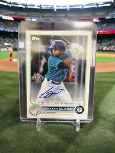 2022 Topps Pro Debut - #PD-138 Jonatan Clase (RC) Auto