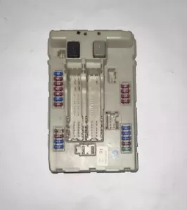 2014 Nissan Quest IPDM Engine Fuse Box 284B71JA3A - Picture 1 of 3