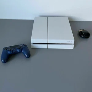 PS4 White Console 500GB White Low Firmware 9.03 - Picture 1 of 2