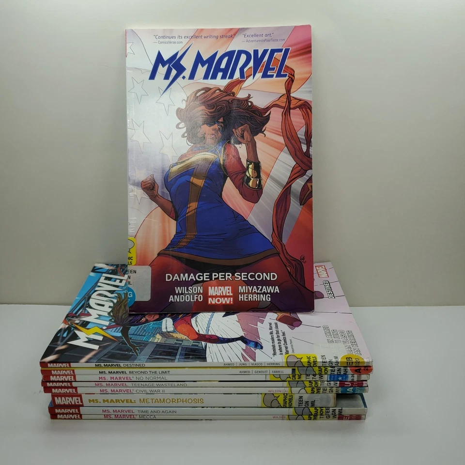 LOT OF 9 GRAPHIC NOVEL TRADE PAPERBACK MS. MARVEL SET PAPERBACK - Image 1 of 4