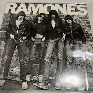 RAMONES Records (US early press) - Foto 1 di 3
