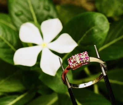 Обручальное кольцо с одним бриллиантом 1,3 мм круглый розовый рубин серебро 925 пробы США 6 - Изображение 1 из 4