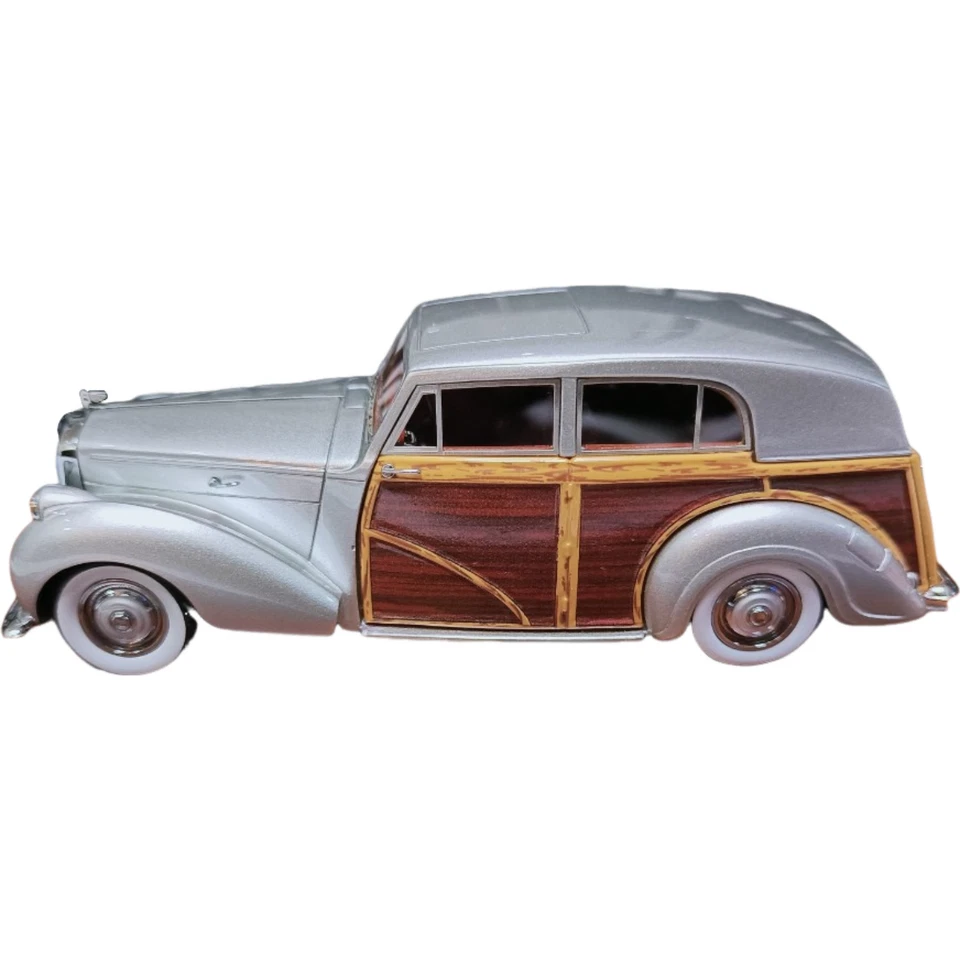 Modelo Tourer de lujo plateado Matrix 1:43 Bentley Mark VI Countryman Foto 1 de 4