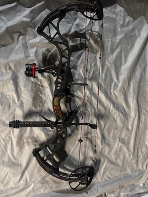 BOWTECH INVASION: Hunting Bow - Image 1 of 4