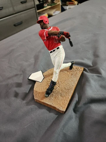 McFARLANE TORII HUNTER LOS ANGELES ANGELS FIGURE SERIES 24 MLB BASEBALL No Box Cover